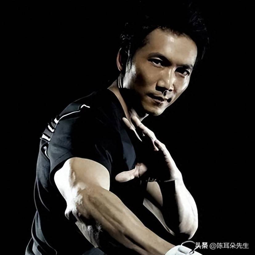 其中就包括李连杰,成龙,甄子丹等,都是一等一的高手,可见,邹兆龙本身