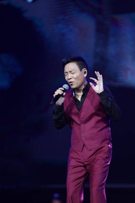 祁隆首场个人演唱会在济南奥体中心爆场落幕_音乐_歌迷_体育