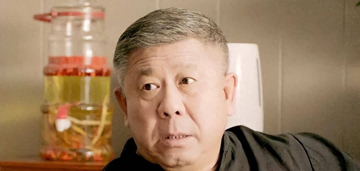 冯宝宝_公司_陈铎