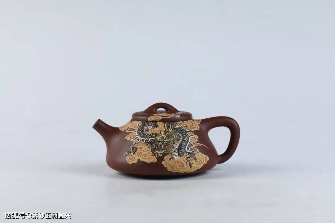 紫砂王朝:张小岭(字陶岭),业内泥绘翘楚,深邃画面意蕴非凡!