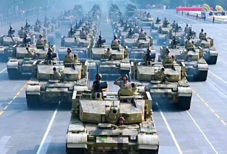 (99a)不过,中国军工人并没有停下自己的脚步:在建国70周年阅兵式上