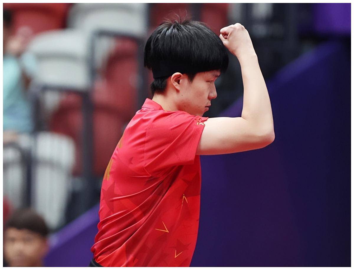 4-2王楚钦战胜强敌,和樊振东会师决赛争冠,国乒第6金提前到手_黄镇廷_