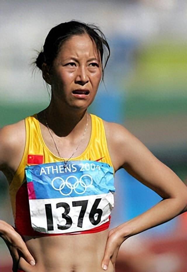 悉尼奥运会上,我们队在竞走比赛上派出了我国名将刘宏宇,而王丽萍的