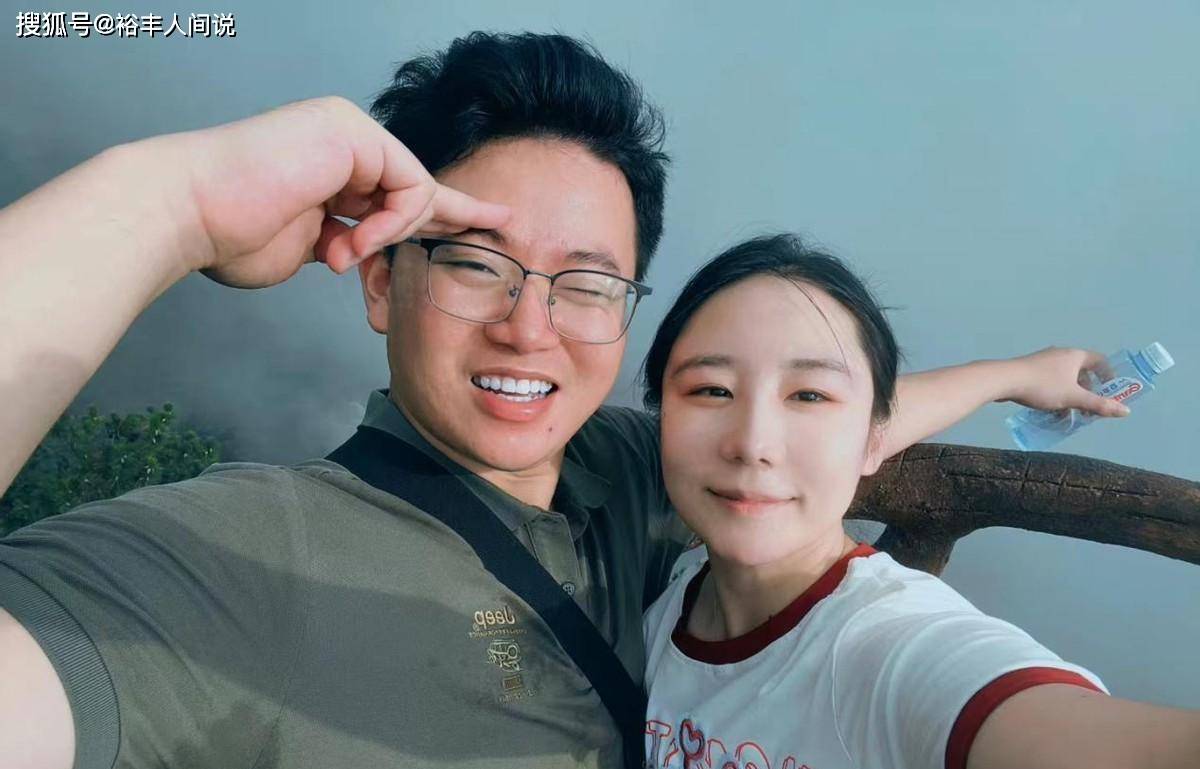 奥运冠军邓琳琳低调办婚礼，现场布局简单，疑似没有司仪主持