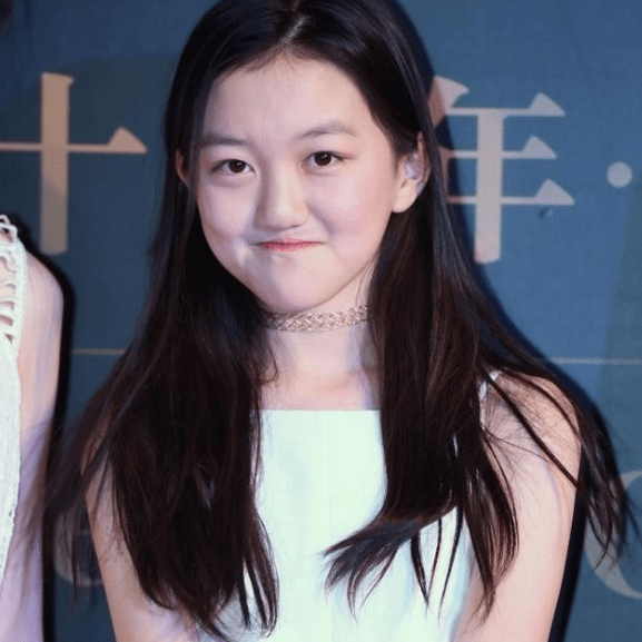 先天性唇腭裂,来自"天后"之家的李嫣,现在过得怎么样_孩子_王菲_明星