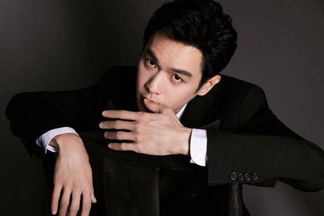 张若昀:最成功的星二代_演技_关系_父亲