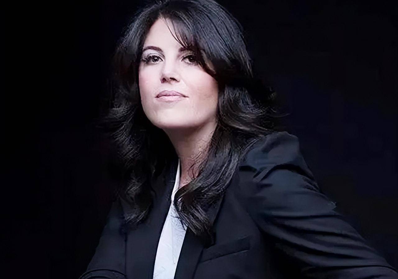 95年,莱温斯基在白宫对克林顿做了个动作,其好友称:她有些过了_工作