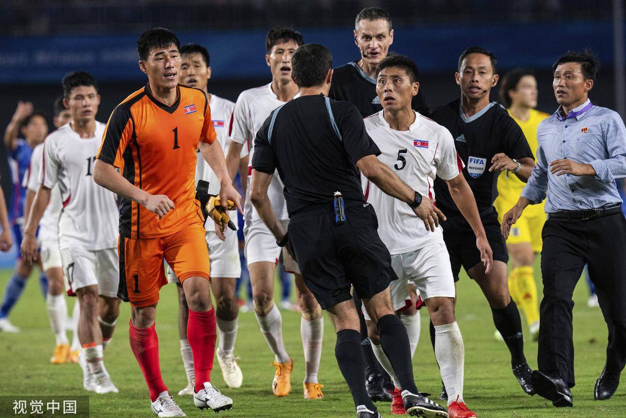 曝朝鲜男足或遭禁赛处罚 因暴力行为遭日本队投诉_朝鲜队_球员_比赛