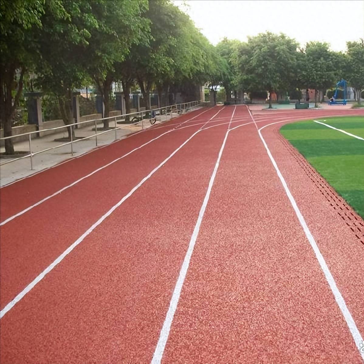 透气性复合型塑胶跑道_运动_材料_性能