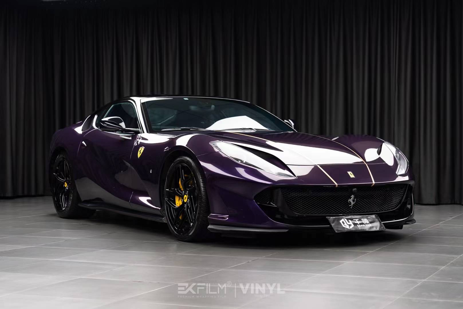 法拉利812-ek改色膜凝夜紫,款充满神秘气息的紫色