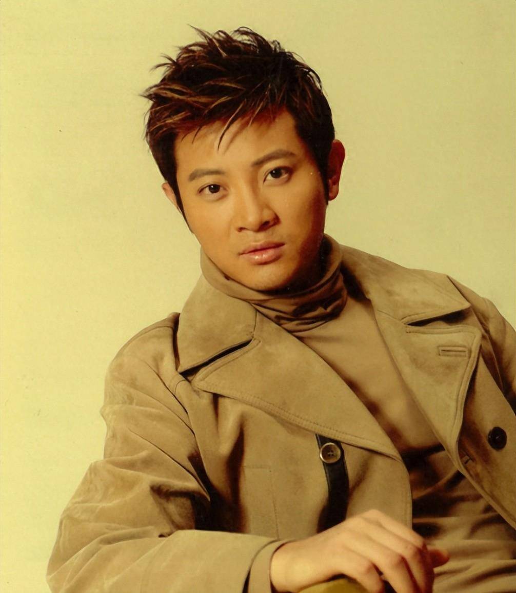 知名歌手罗中旭被曝出轨,对方肤白貌,更多细节曝光_妻子_女子_关系