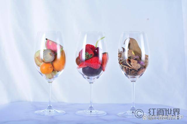 葡萄酒爱好者必知的香气种类和特点