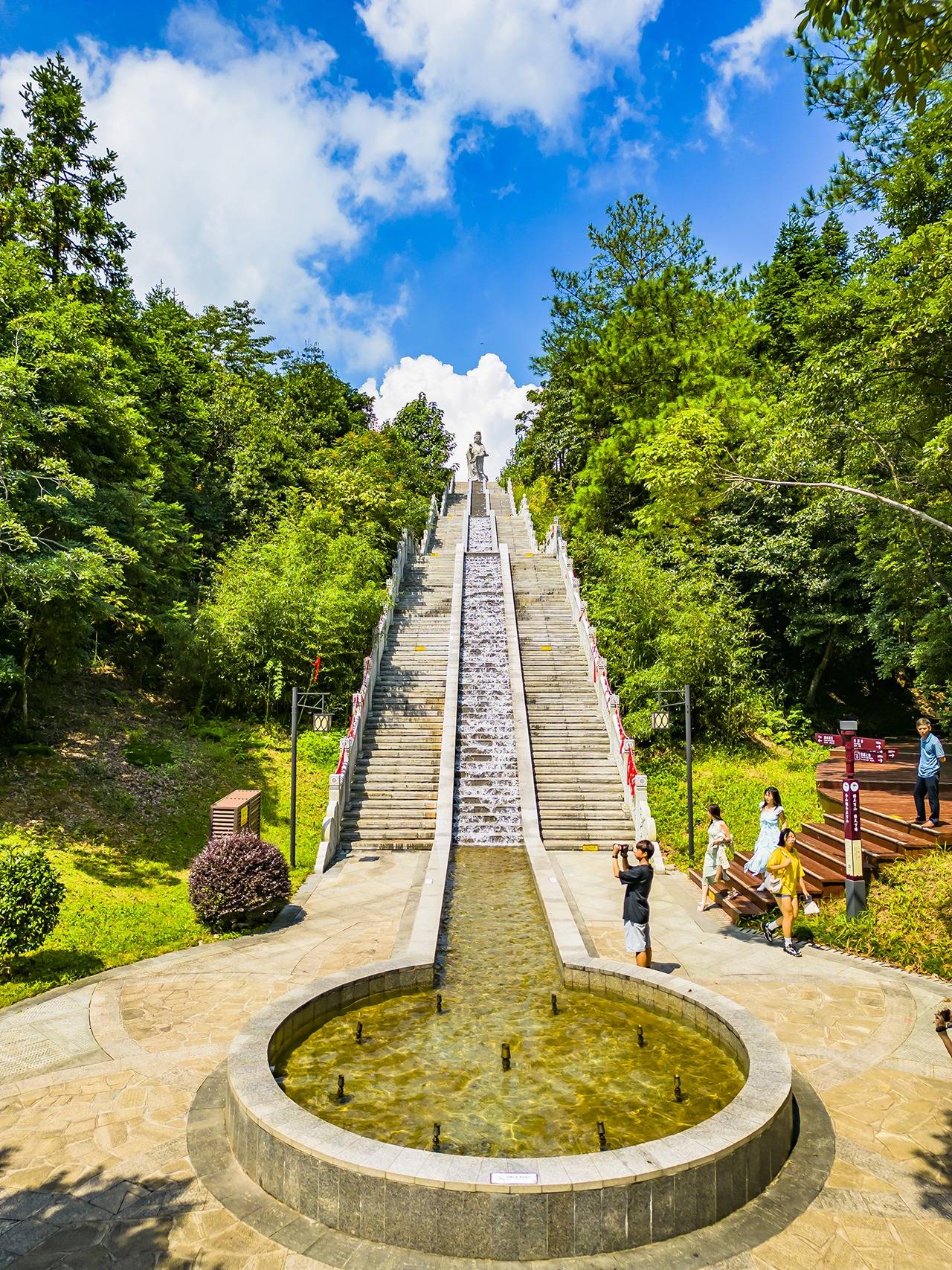 三百山风景区图片