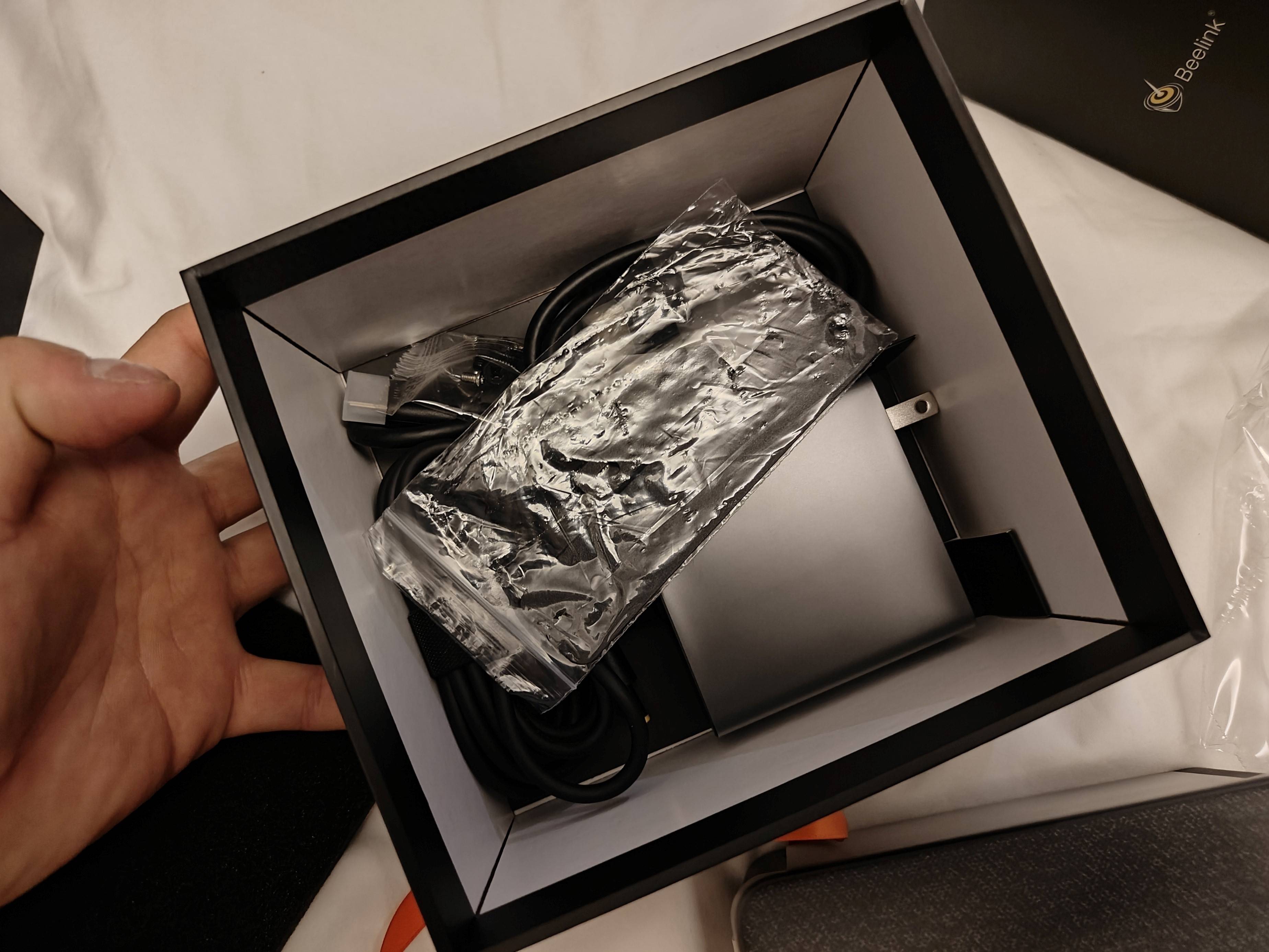 零刻SER5 MAX千元迷你电脑,出行、居家办公的一大利器!