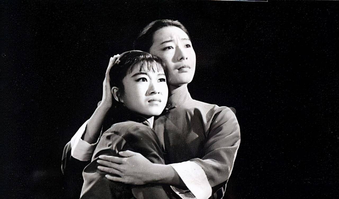 重庆作家罗学蓬,写书污蔑《白毛女》"喜儿"茅惠芳:毫无道德_芭蕾_舞蹈