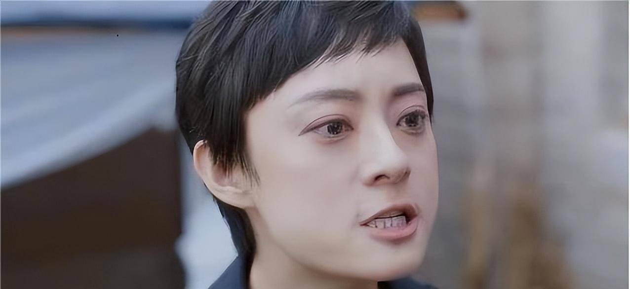 越长越凶的五位明星,五官尖锐,面容缩水,眼神凶狠,凶相感十足_感觉