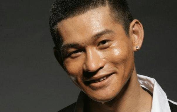 经常扮演坏人的余凯磊,实力派的演技,被媒体誉为有灵性的演员_角色