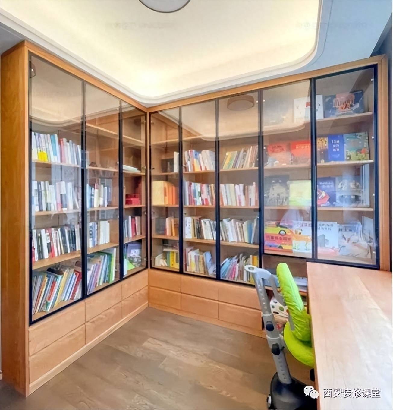 书房做满墙书架满足更多收纳