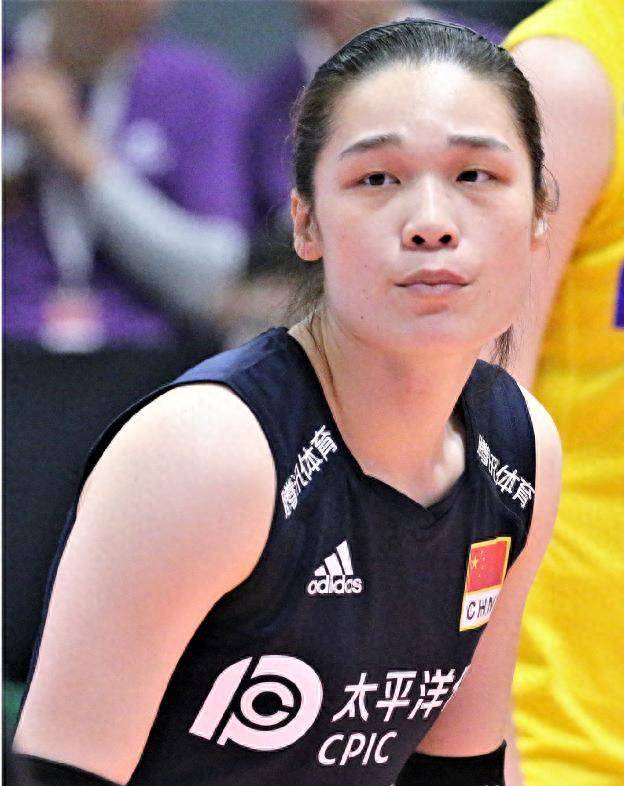 女排最佳自由人林莉:实力出色却巅峰期退役,之后一个月成副教授