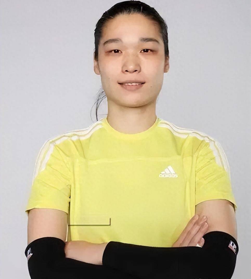 女排最佳自由人林莉:实力出色却巅峰期退役,之后一个月成副教授