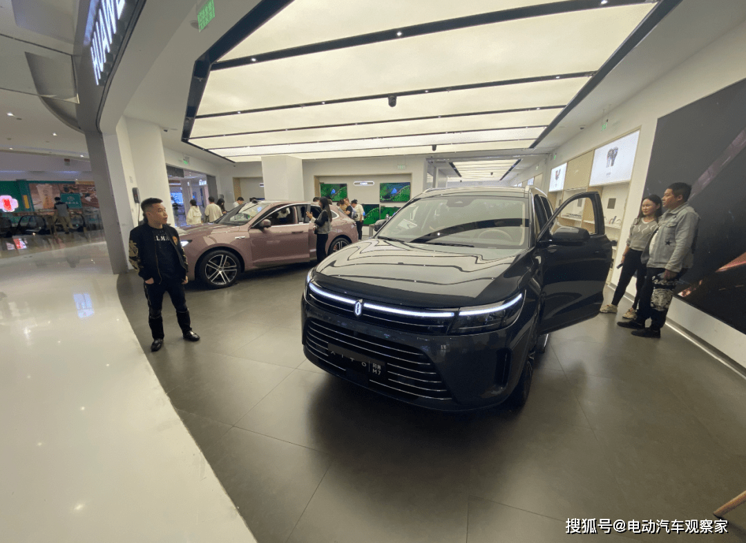 走访11家问界门店:展车试驾车不足,6万台订单亟待转化_搜狐汽车_搜狐网