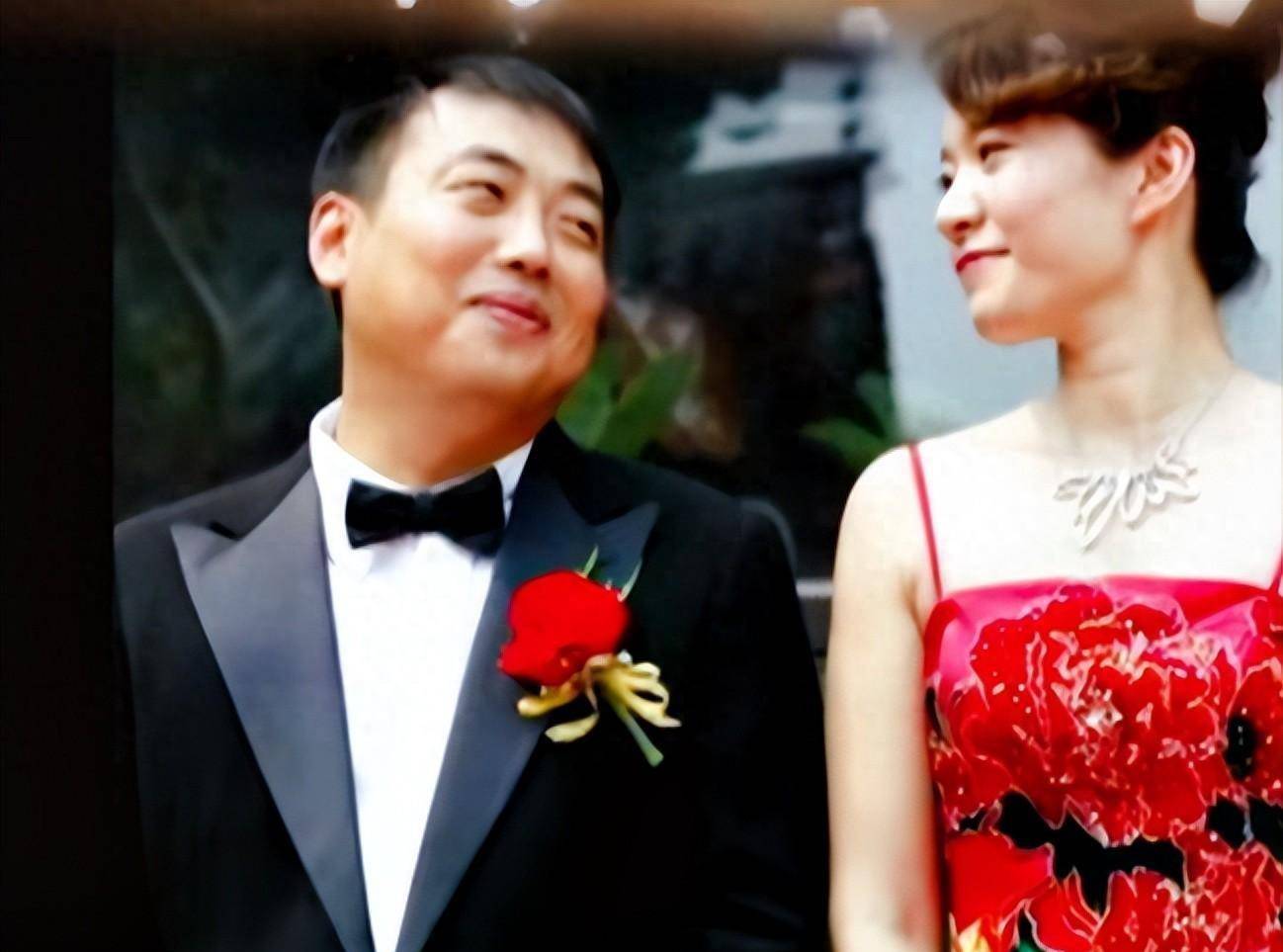 乒乓之爱:刘国梁与王瑾的三十年长跑爱情故事_地方队_感情_训练场