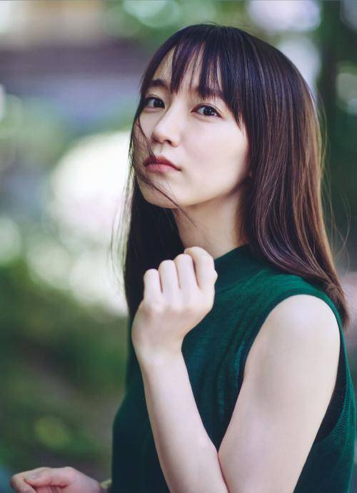 30岁吉冈里帆,这身材堪称魔鬼身材!_才华_成为了_角色