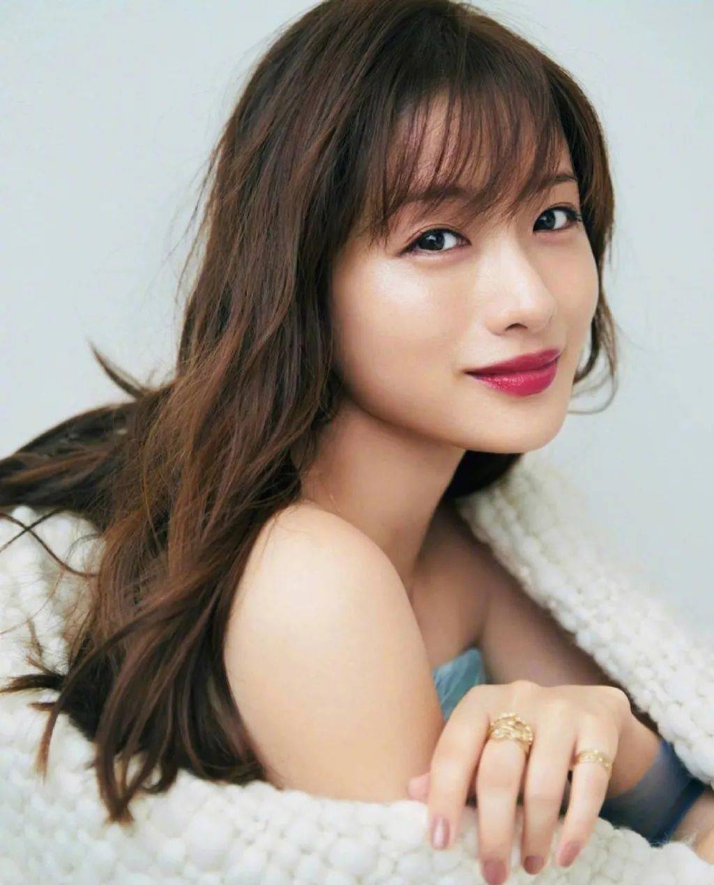 原来的石原里美以失踪母亲的身份回归!