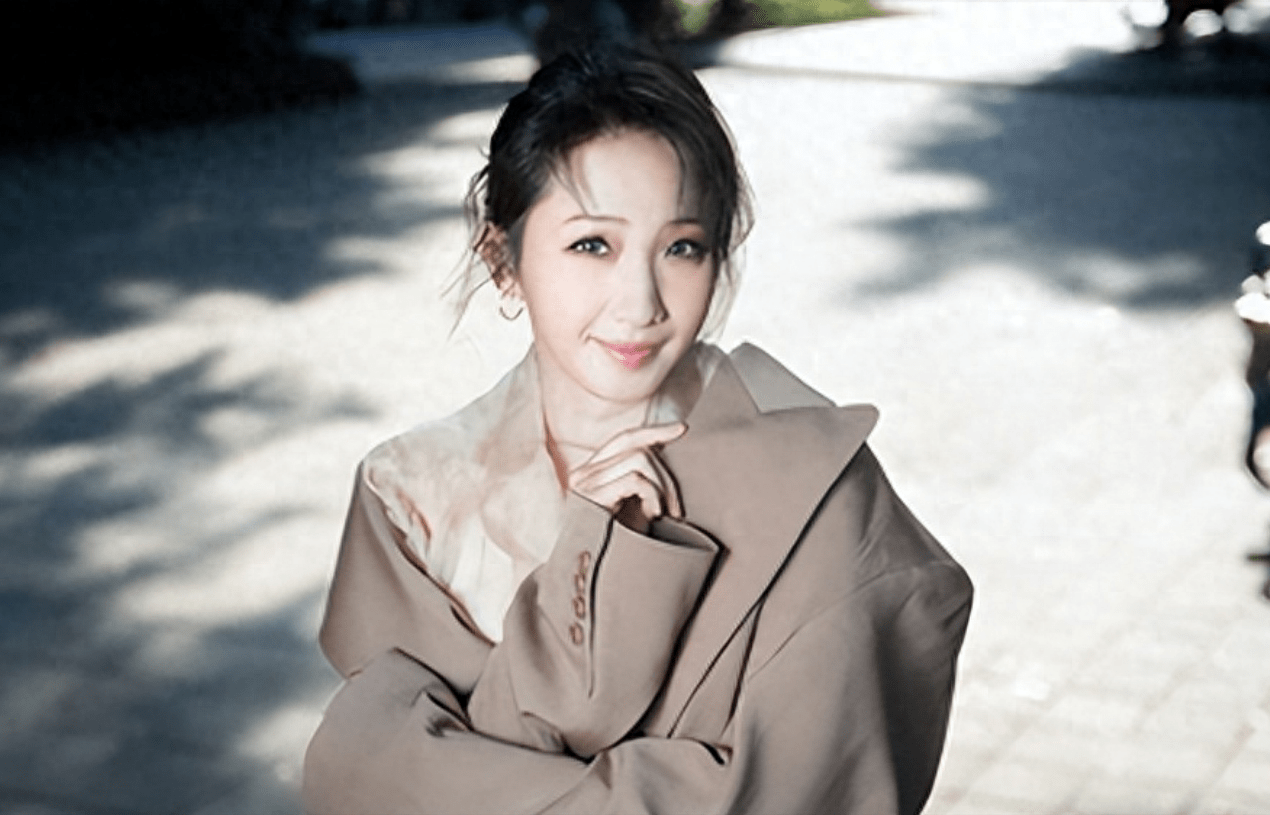 歌手朱俐静:巅峰时患癌,自己定墓园和寿衣,3200万遗产全给姐姐_发展