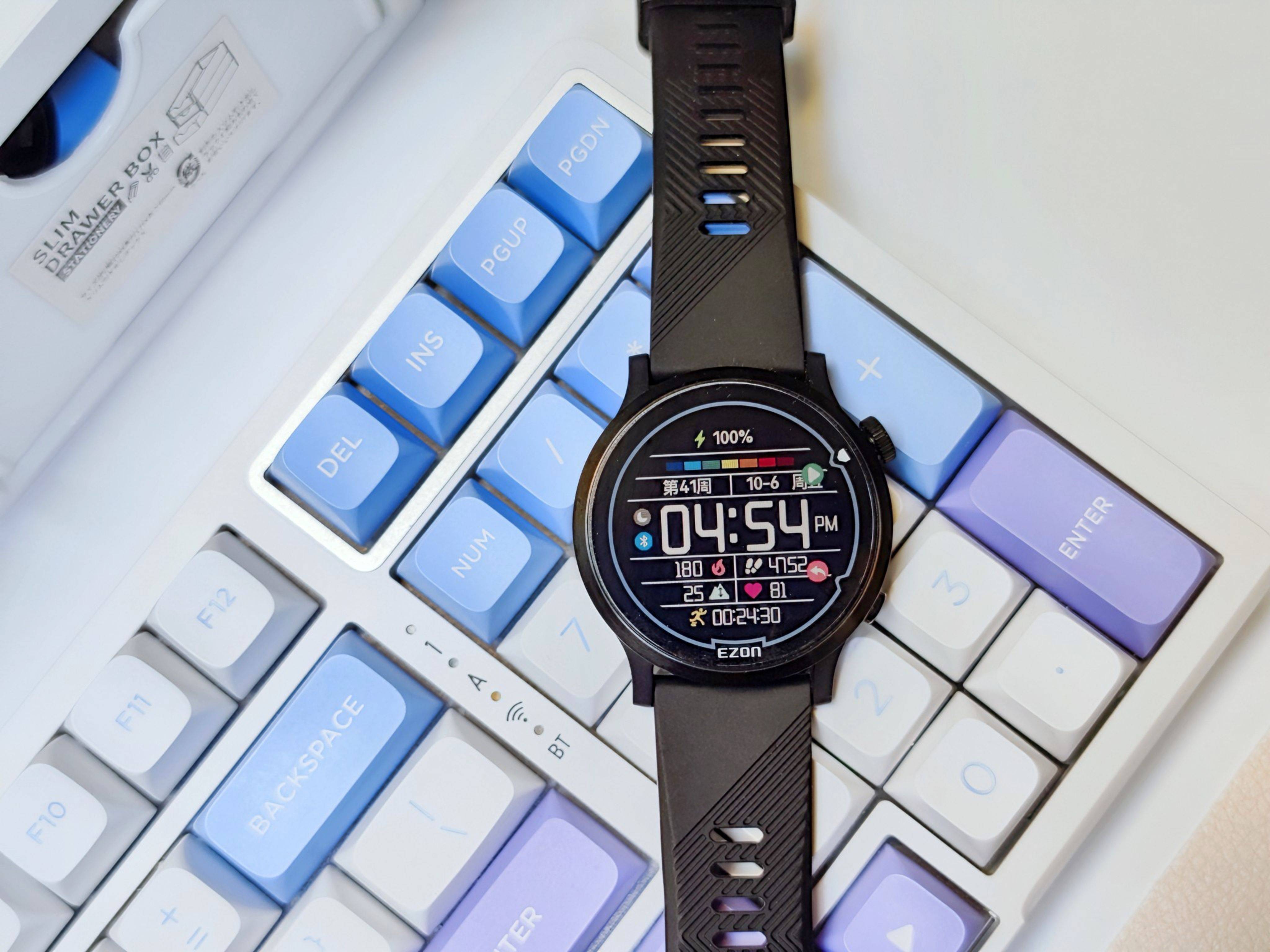 只需千元即可拿下五星定位的“腕上陪练”,宜准R7到底值不值得买?