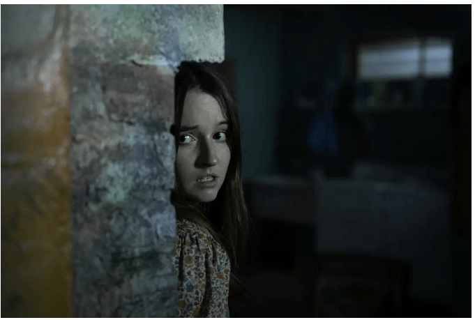 《孤立无援》算是玩明白了_外星人_电影_观众