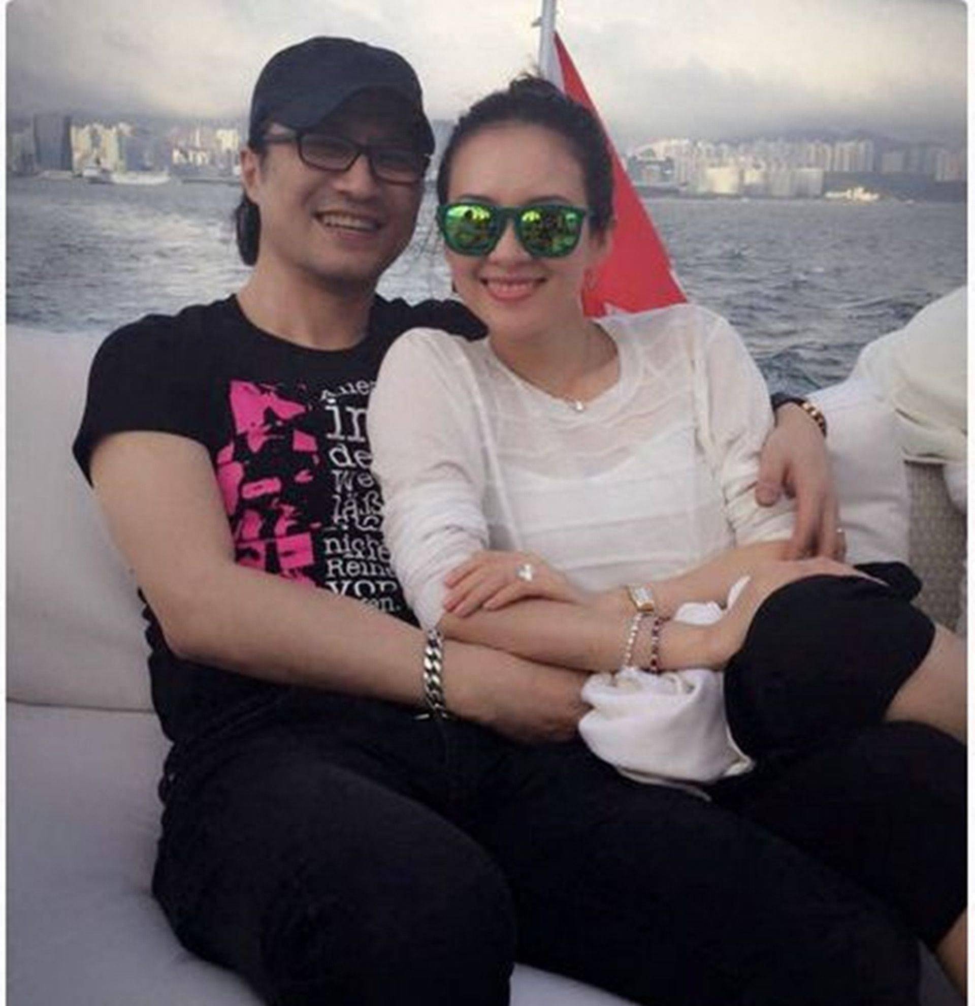 曝汪峰章子怡离婚责任人!