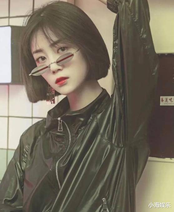 有网友发现,李溪芮的视频号也在暗中关注皇甫盛华.