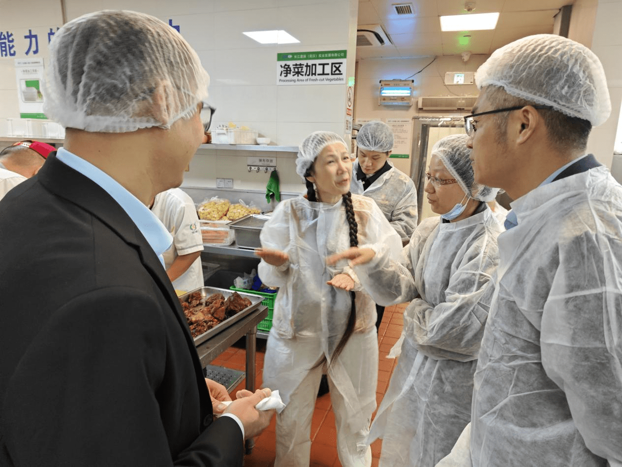 江岸区开展集体用餐单位专项整治 推动食品安全"两个责任"落地见效