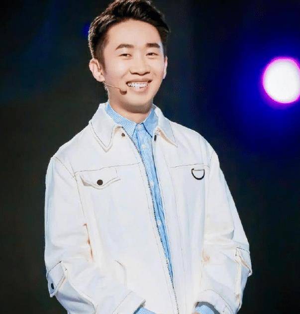 有种"不公平遗传"叫杨迪, 上帝吻了妹妹杨莎的脸, 却忘记了哥哥_谢娜