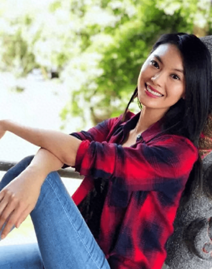 "世界小姐冠军"于文霞出身农村,2012年夺冠,后来投身活动事业_生活