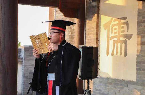 衡水顺平中学师生走进闾里孙敬学堂开展礼孝文化研学实践活动_传承