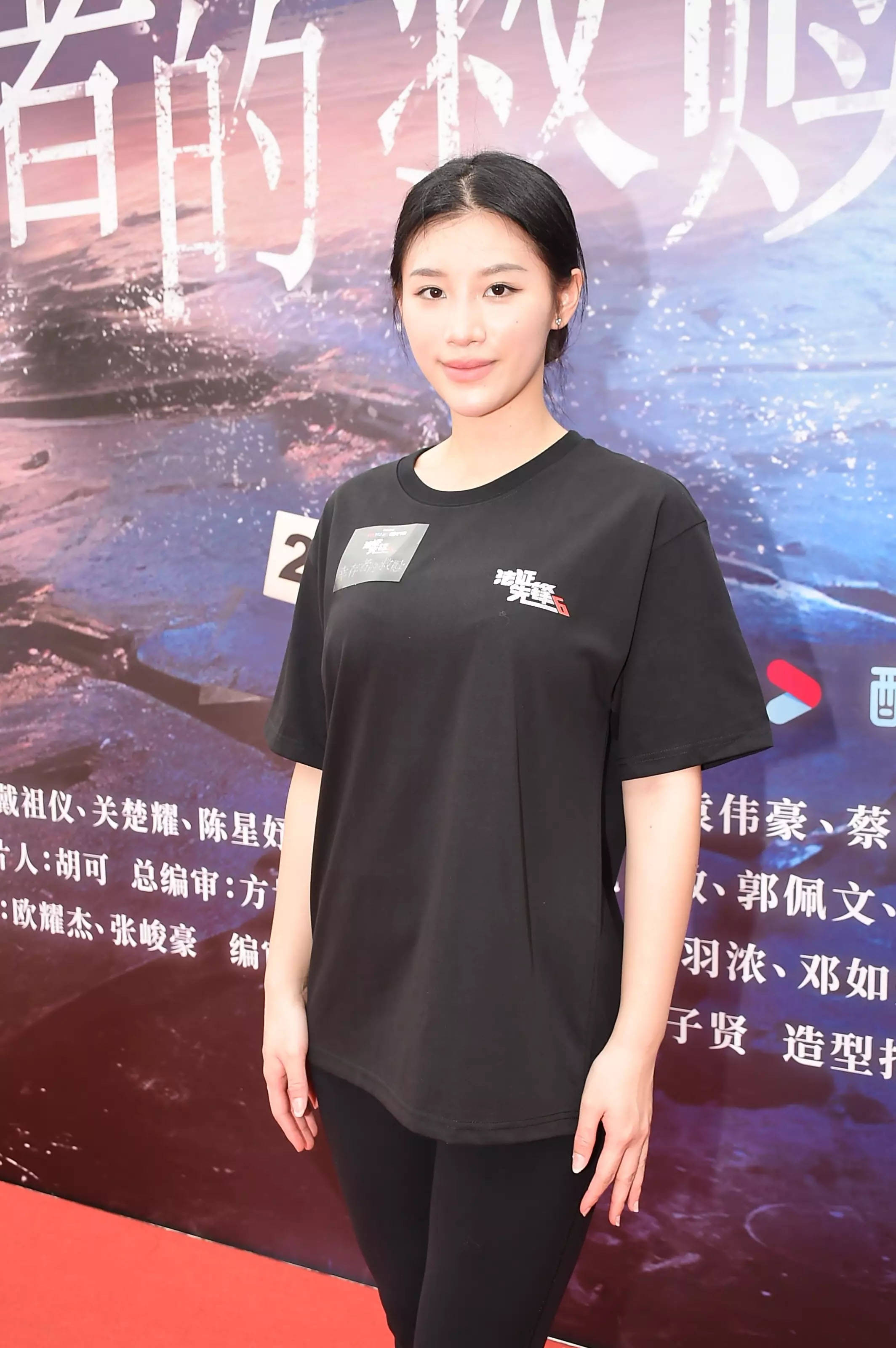 落选港姐急速上位,受曾志伟青睐率先进组,与黄宗泽合拍重头剧_郭珮文