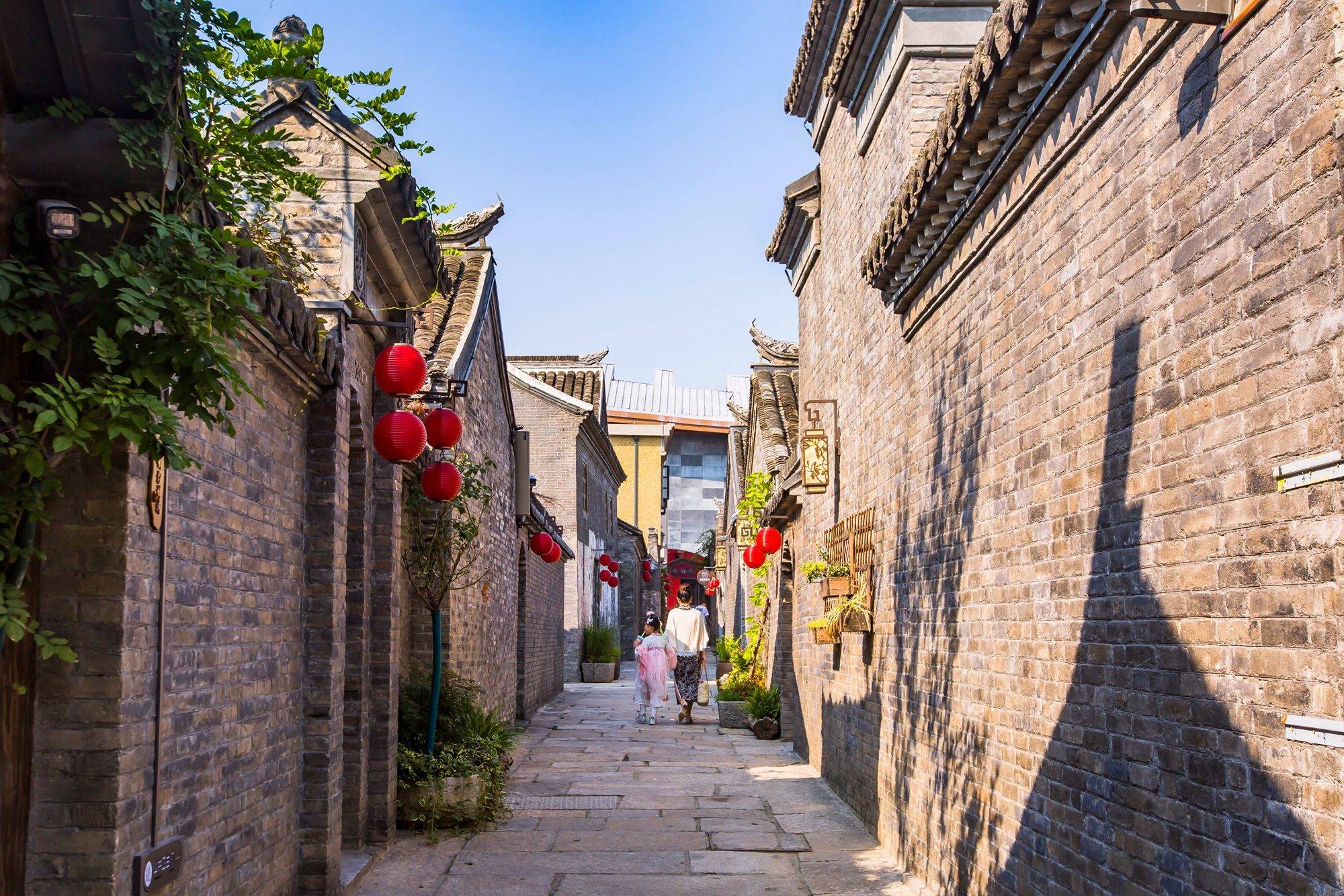 江苏盐城有一座珠溪古镇,已有上千年历史,是休闲旅游的好去处