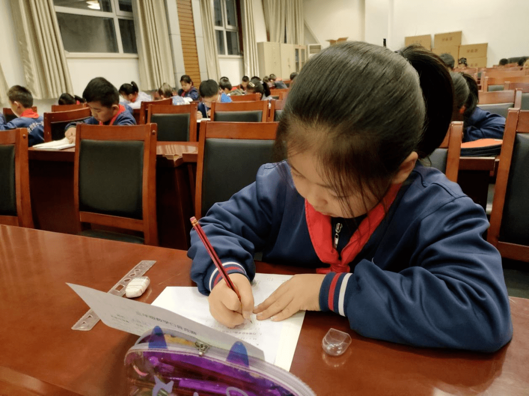 忻州市七一路小学举办数学口算竞赛活动
