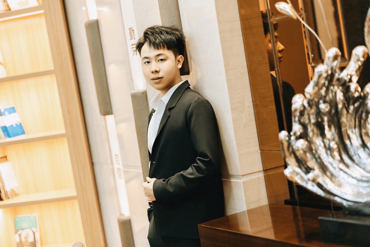 独家专访—楚姿谜护肤阿泽老师(周泽平)专访:做一个精致的自己_女人