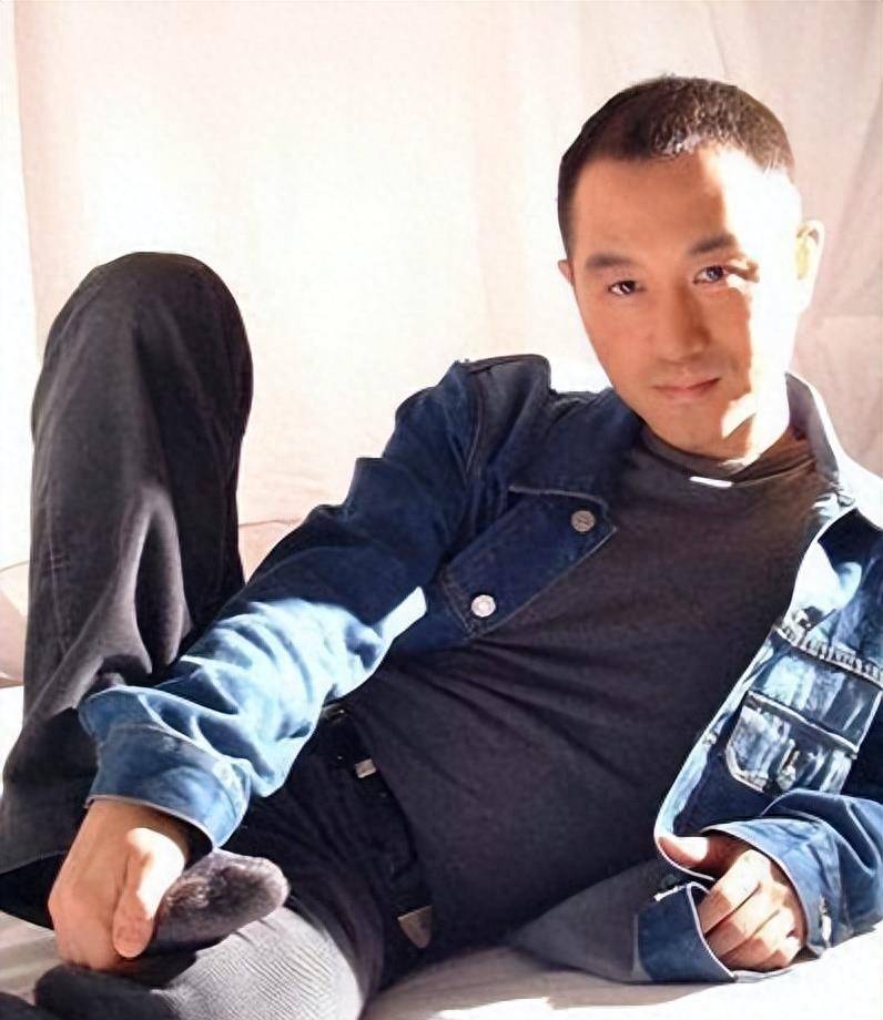 曾经背靠婆婆王京花的孙怡为何一直不红?