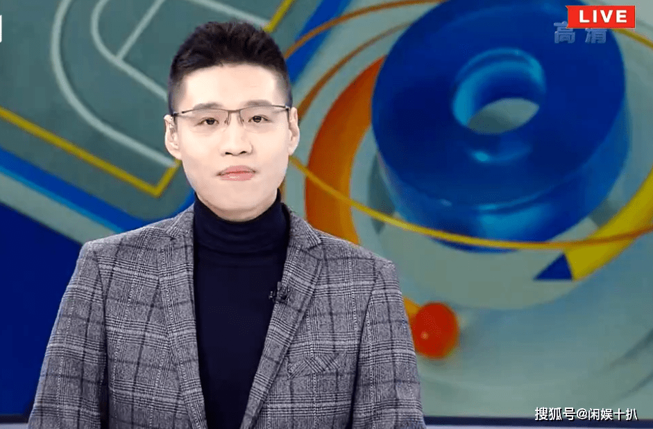 2015年开始,刘仲萌在上海广播电视台新闻综合频道担任主持人,主要负责