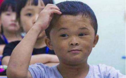 小马云曾坐房车保姆伺候,流量殆尽被资本分手后,结局唏嘘不已_范家发