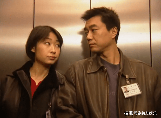 在剧中,陈道明饰演的聂明宇是一个表面上有着光明前景的企业家,暗地里