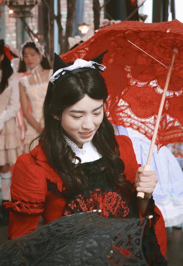 好看男孩穿女装也是美的,朱正廷王俊凯上榜,最后一位不是女生吗