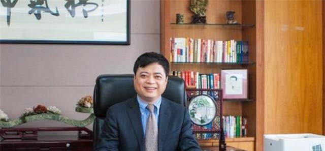 从擦鞋匠到"电器大王"——正泰集团创始人南存辉的人生路_生活_中国