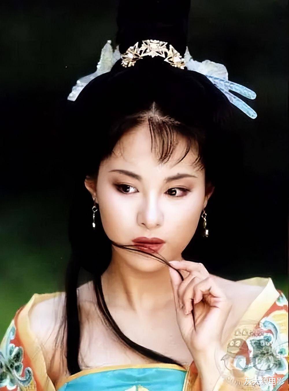 东北"宋慧乔",成熟美艳,古装封神,连孕照都丰满迷人_沈傲君_章子怡