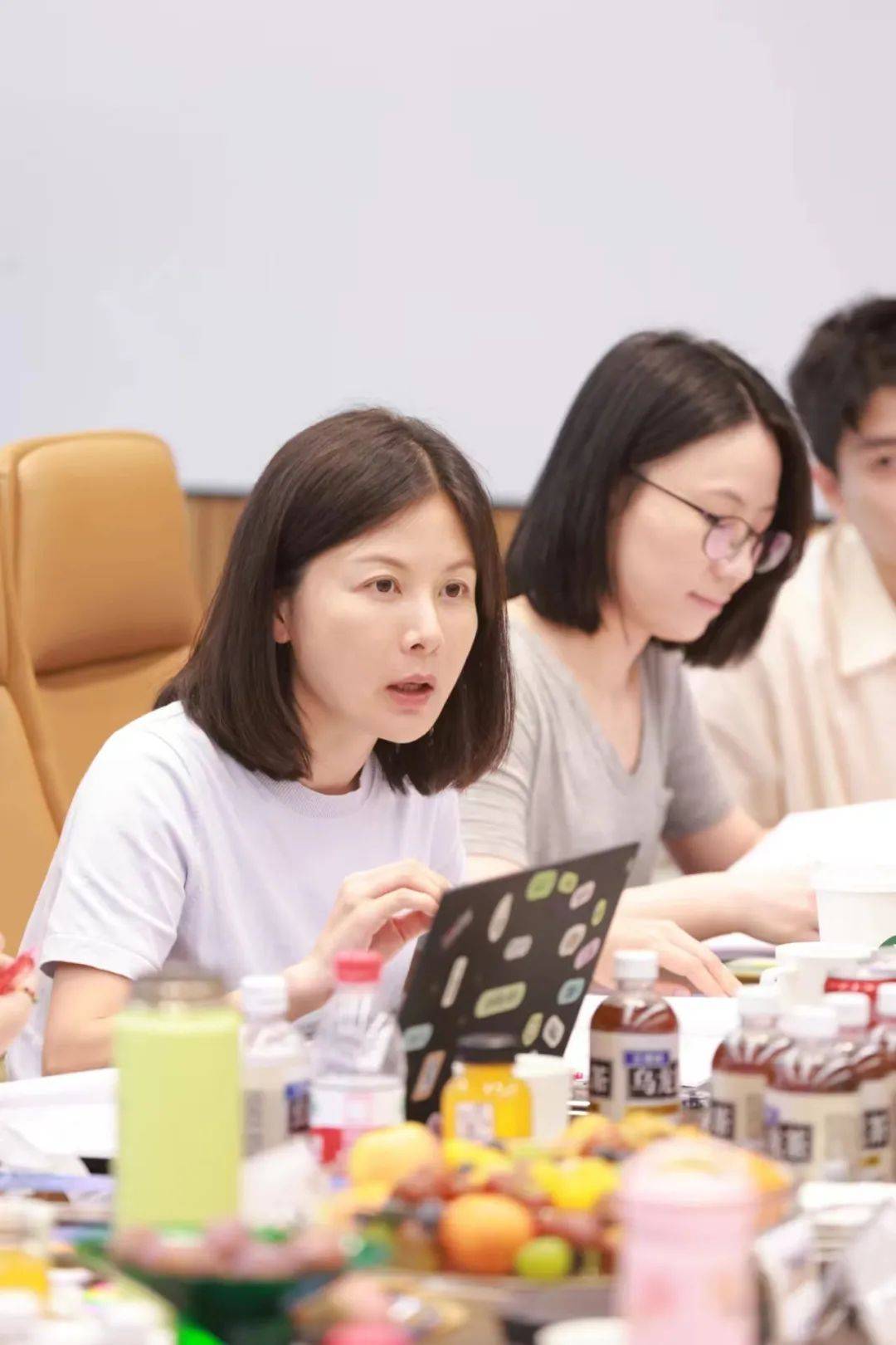 编剧钱晶晶对于沉浸在故事创作中的钱晶晶来说,视频网站中台出身的总