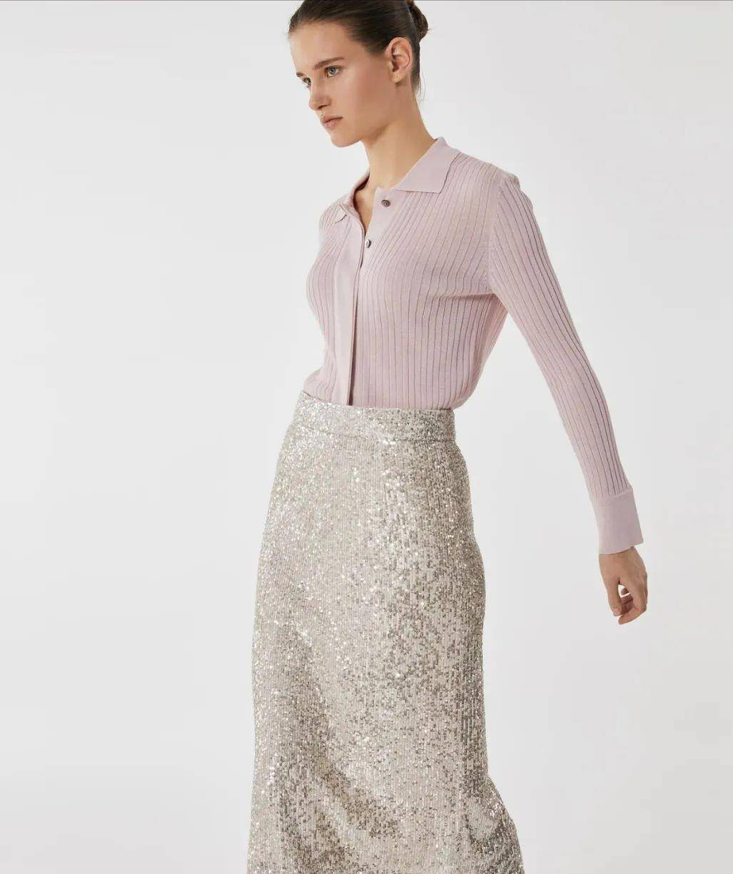 腰部有肉肉的小仙女们都非常喜欢,_纽扣_款式_造型